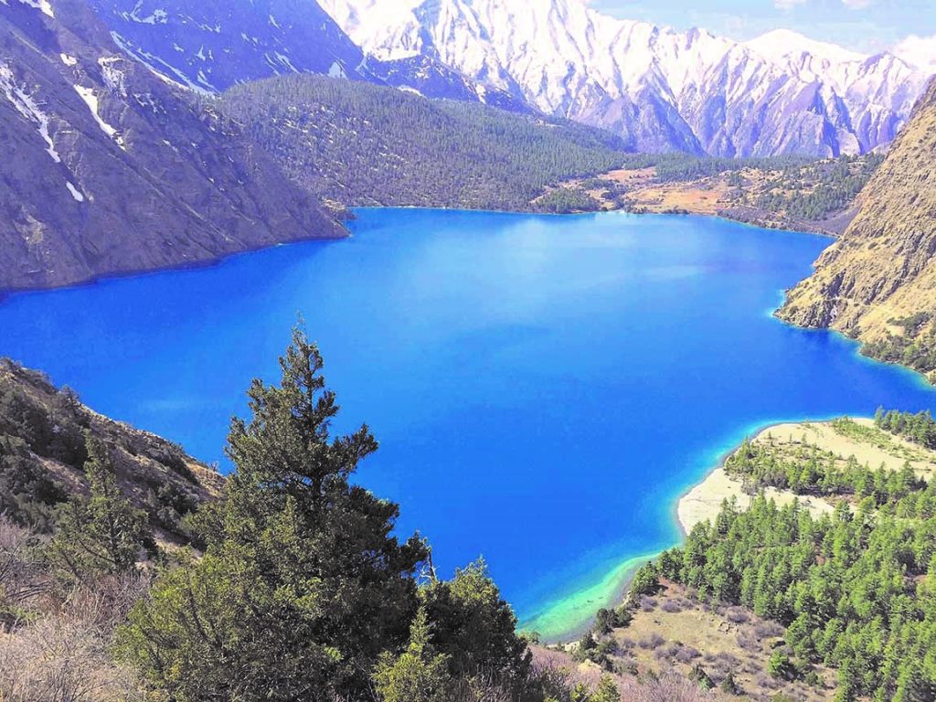 Phoksundo Lake 